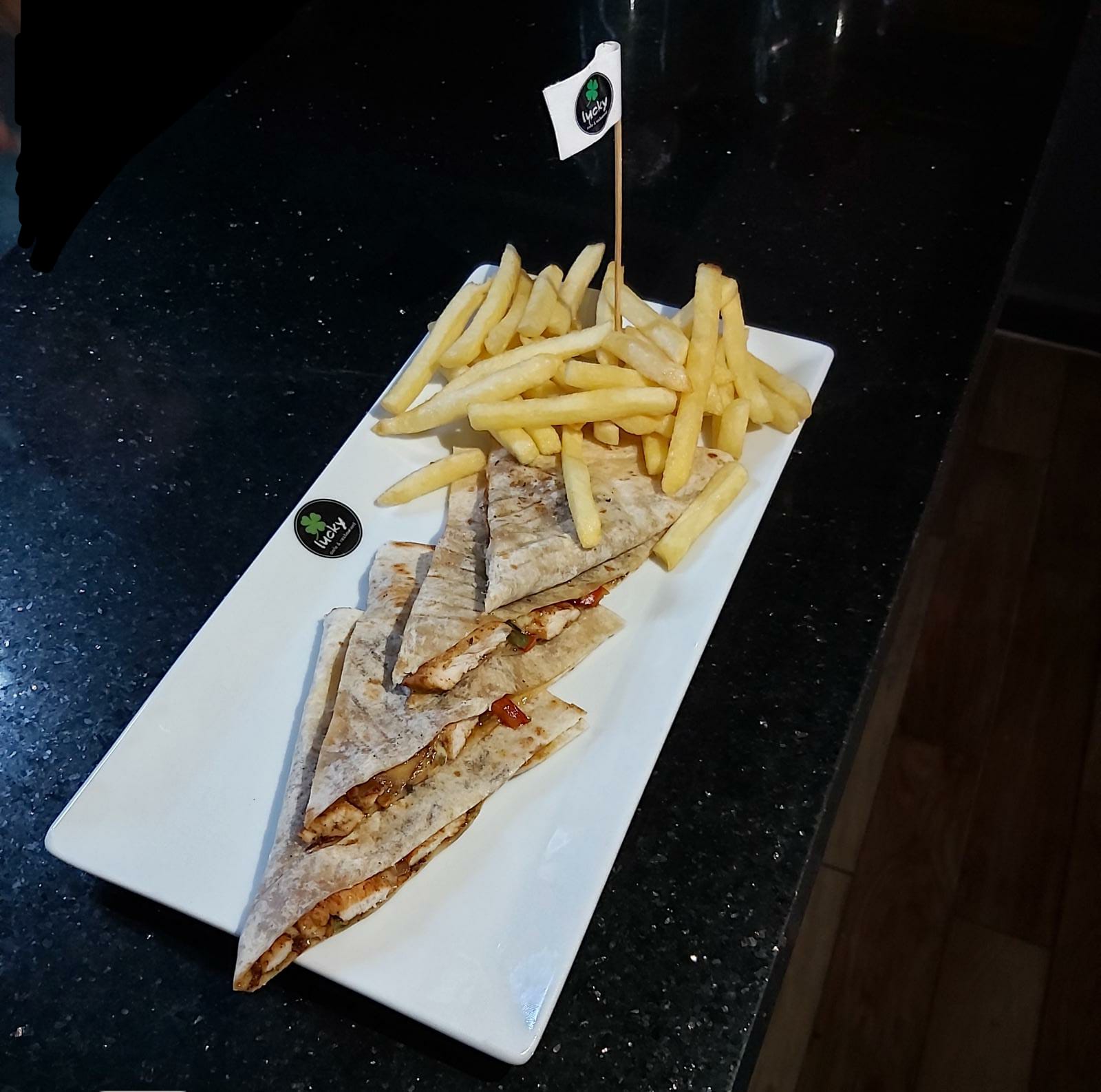 Tavuklu Quesadilla