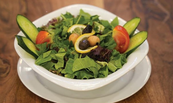 Yeşil Soğanlı Salata (Mevsiminde)